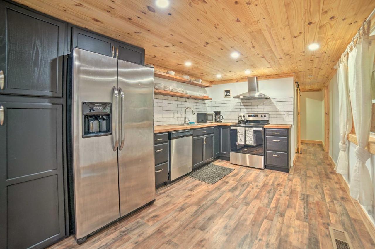 Creekside Ranch With Porch About 2 Mi To Pkwy Villa Pigeon Forge Eksteriør bilde
