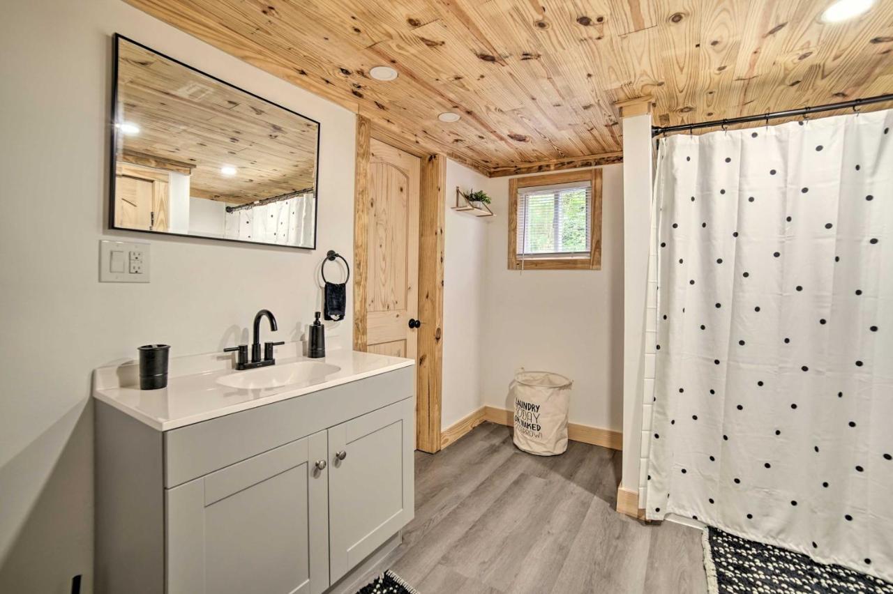 Creekside Ranch With Porch About 2 Mi To Pkwy Villa Pigeon Forge Eksteriør bilde
